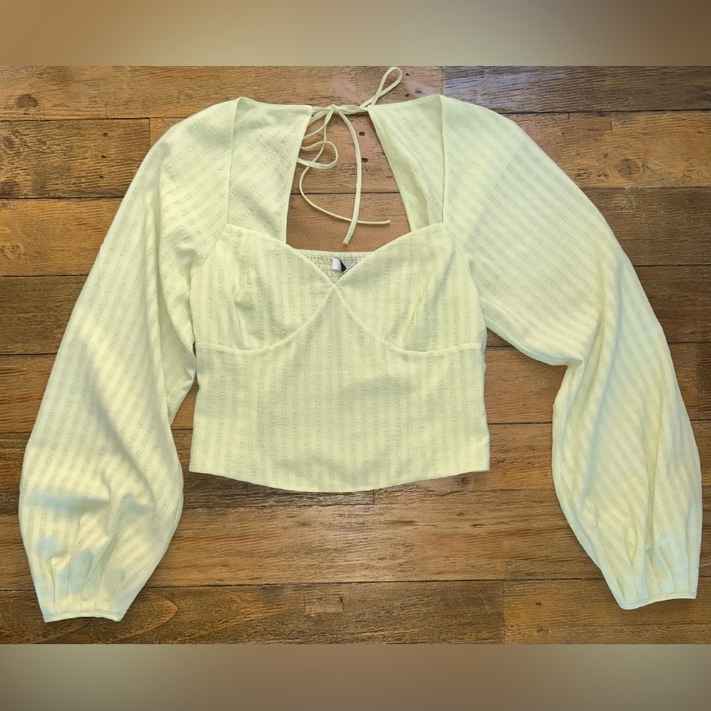 SOPHIE RUE | Light Green Puff Sleeve Corset Long Sleeve Crop blouse | Size S